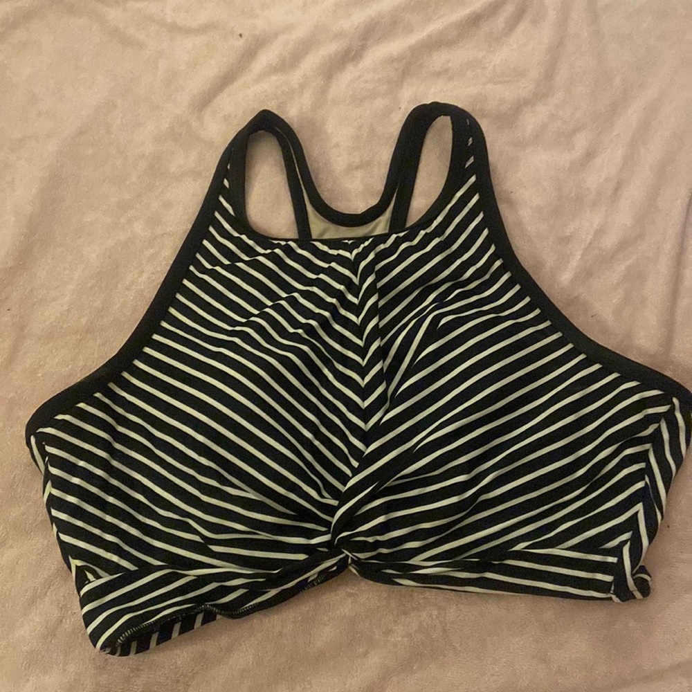 Kona Sol black and white striped bathing suit top size L
